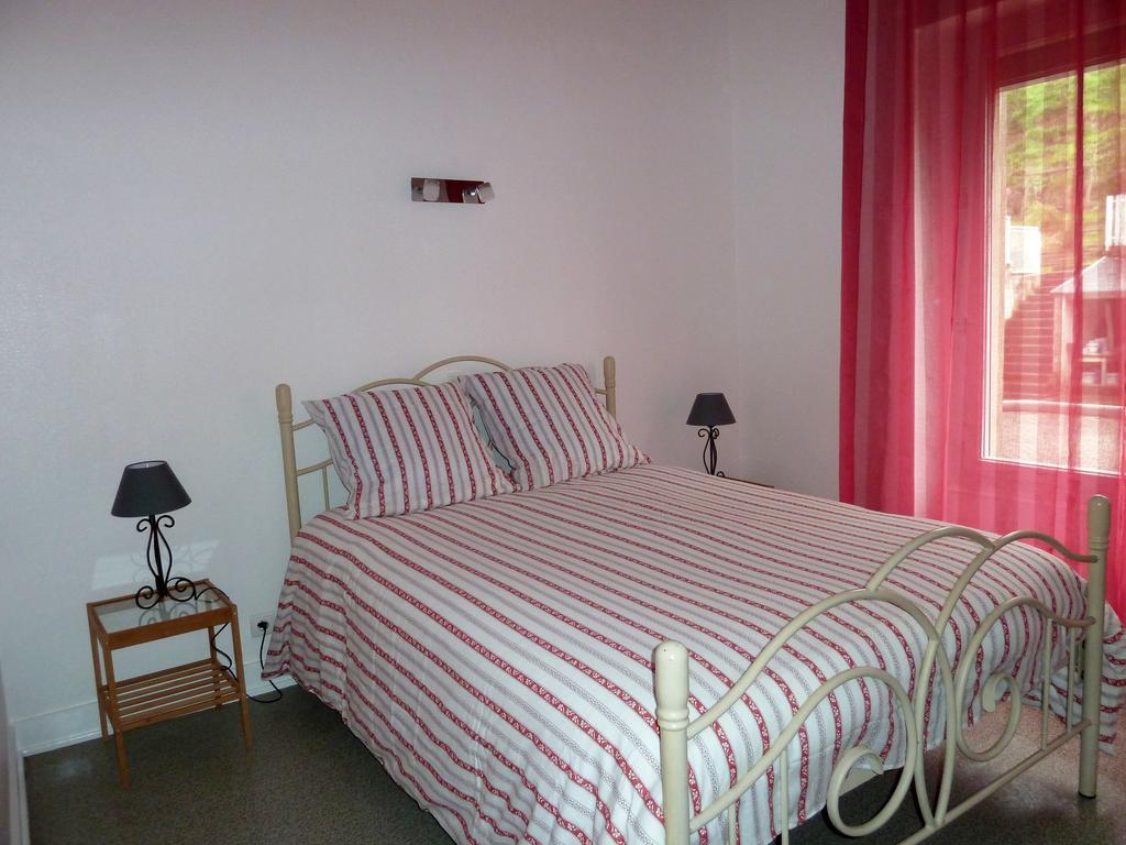Les Chenets Villa Chambon-sur-Lac Luaran gambar